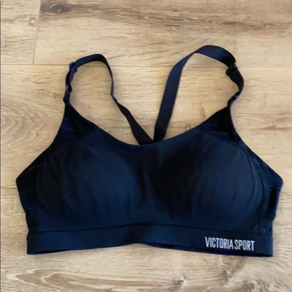 Victoria’s Secret Sports Bra 34C
